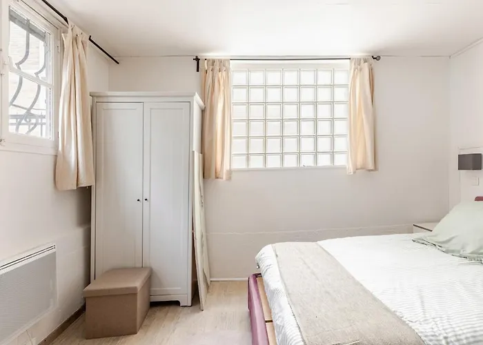 Coquette Maisonnette Place Denfert-rochereau