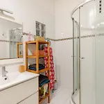 Coquette Maisonnette Place Denfert-rochereau パリ