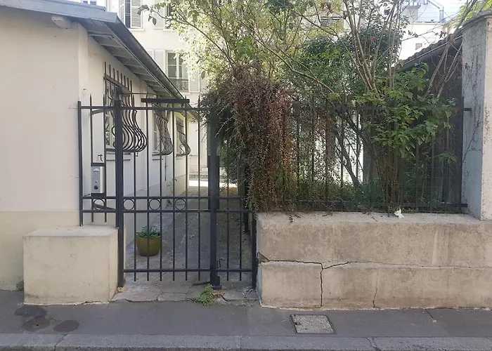 Coquette Maisonnette Place Denfert-rochereau Paříž