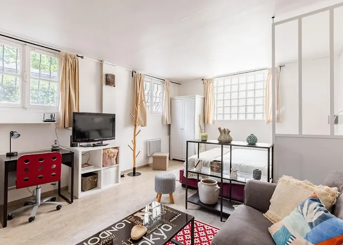 Coquette Maisonnette Place Denfert-rochereau *
