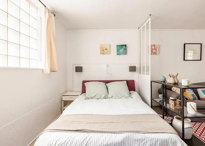 Coquette Maisonnette Place Denfert-rochereau Апартаменты *